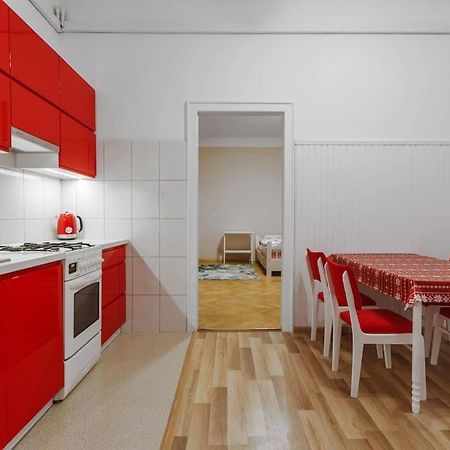 Apartament Astronomiczne Miejsce Przemyśl Esterno foto